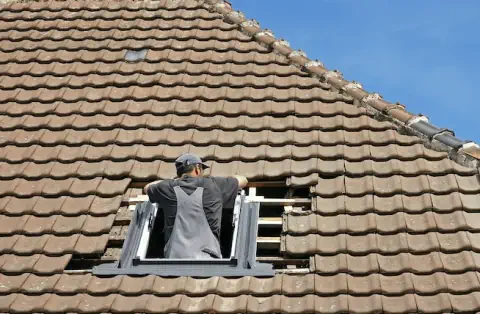 Pose de velux - Saint-Paul-de-Varax